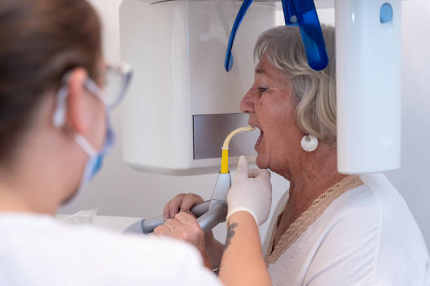 Best Holiday Emergency Dentist in Darien, IL